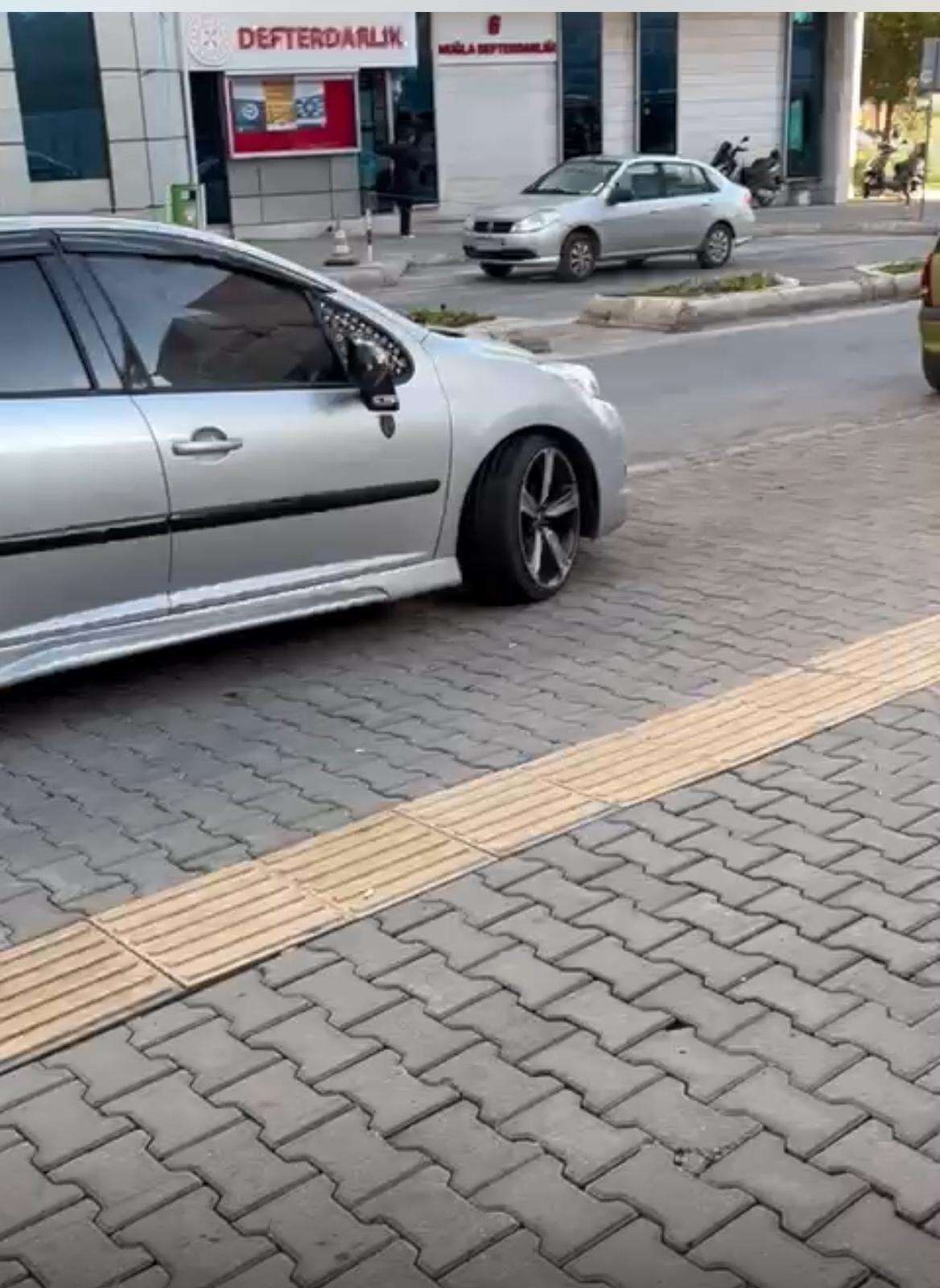 Esnaf,  Başkan Köksal Aras'a Seslendi: “Bizim Dükkânlarımızın Önüne de Çiçek Saksıları Konsa Ne Güzel Olur” 1